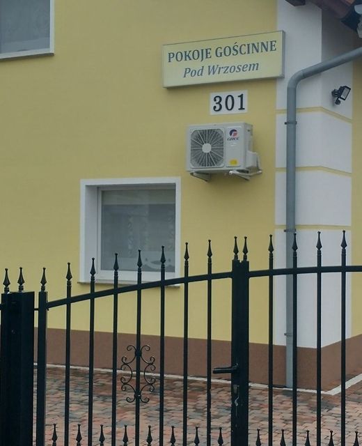 Pod Wrzosem - Noclegi Pracownicze, Pokoje Gościnne