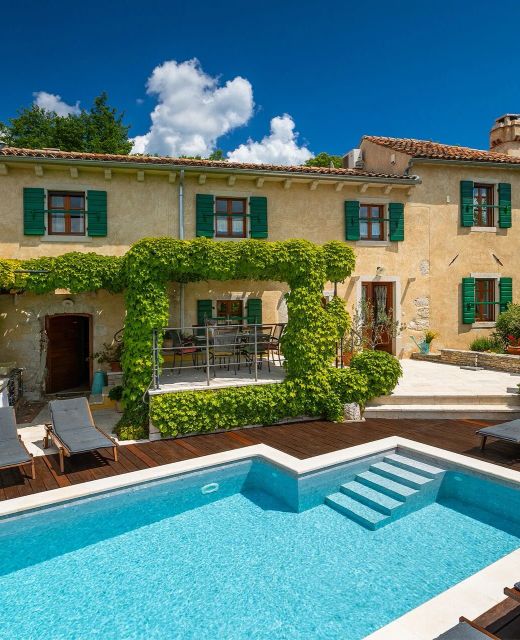 Luxury Villa With A Swimming Pool Trget, Raša - 7247 Trget