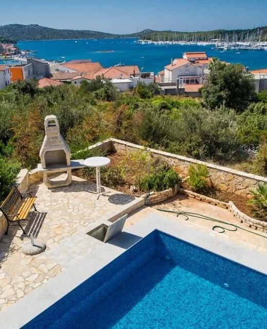 Family Friendly House With A Swimming Pool Rogoznica - 15176