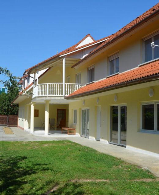 Villon Apartmanház Balatonlelle