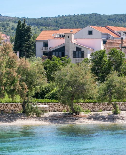 Apartments By The Sea Mirca, Brač - 732 Mirca