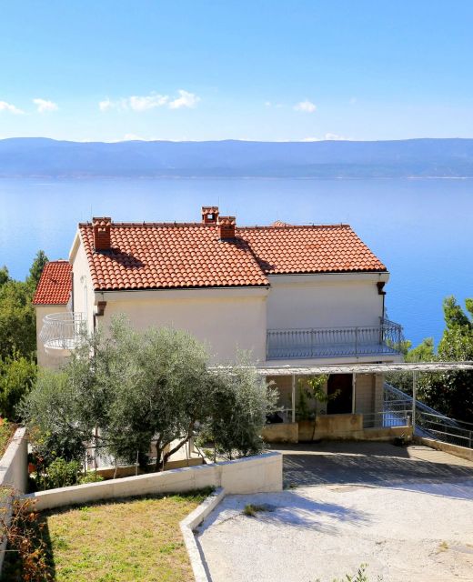 Apartments With Parking Space Marušići, Omiš - 962 Marušići