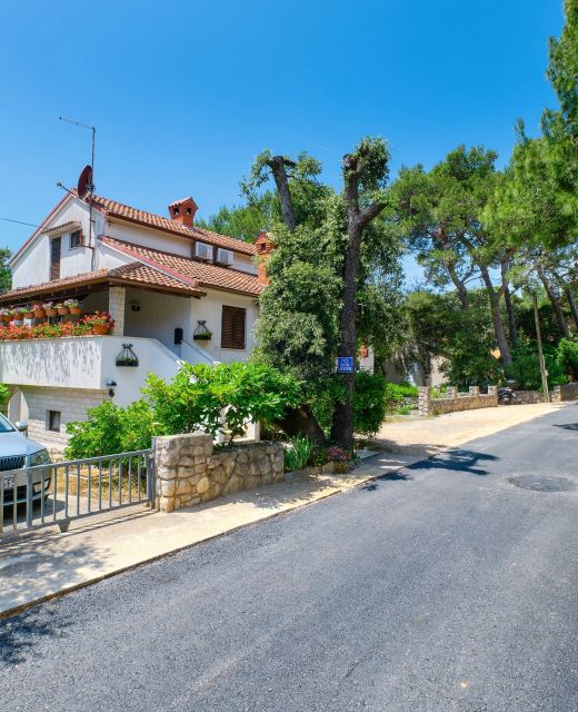 Apartments By The Sea Artatore, Lošinj - 2509 Artatore