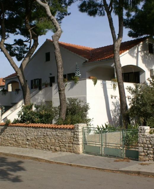 Apartments By The Sea Mirca, Brač - 2902 Mirca