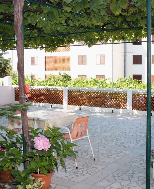 Apartments And Rooms With Parking Space Palit, Rab - 5061 Palit