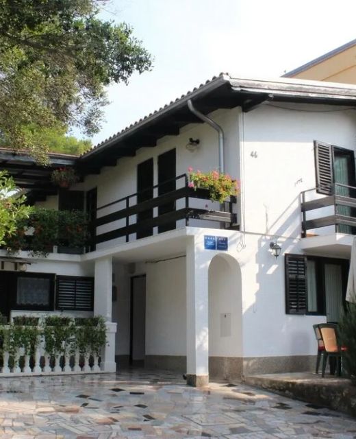 Apartments With Parking Space Artatore, Lošinj - 5377 Artatore