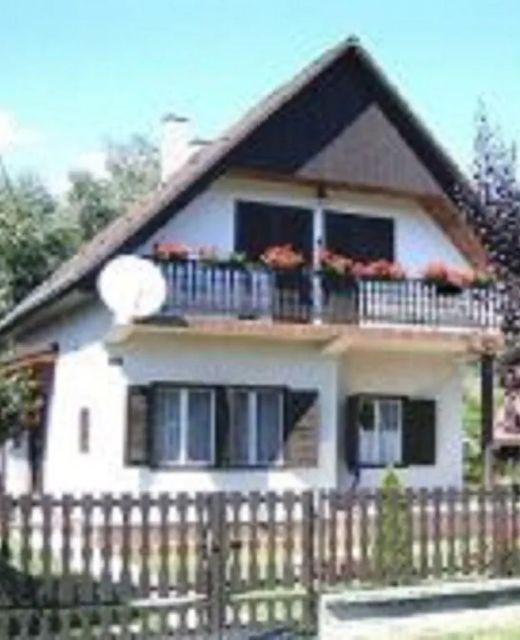 Családi Nyaralóház Balatonmáriafürdő