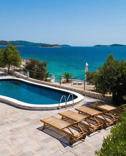 Family-friendly Apartments With Swimming Pool Zečevo Rtić, Rogoznica - 8366 Zečevo Rtić