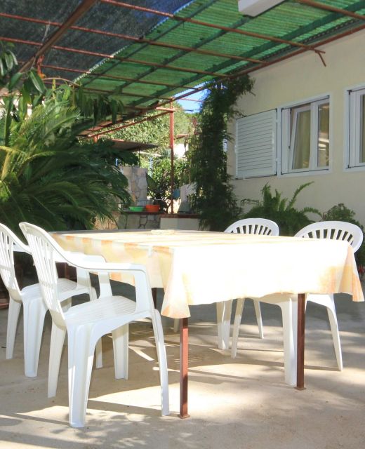 Seaside Holiday House Cove Rogačić, Vis - 8886 Rogačić
