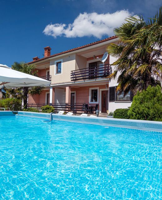 Family-friendly Apartments With Swimming Pool Čepić, Central Istria - Središnja Istra - 11636 Čepić