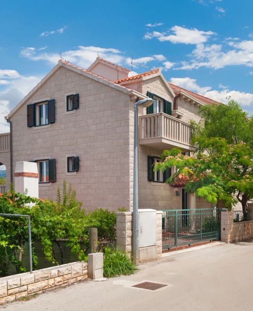 Apartments By The Sea Postira, Brač - 15242 Postira