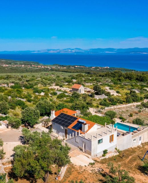 Family Friendly House With A Swimming Pool Supetar, Brač - 15280 Supetar