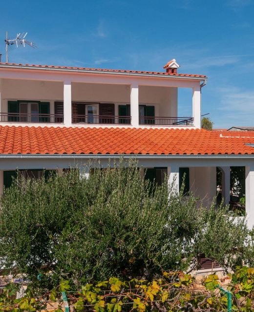 Apartments By The Sea Rogoznica - 15551