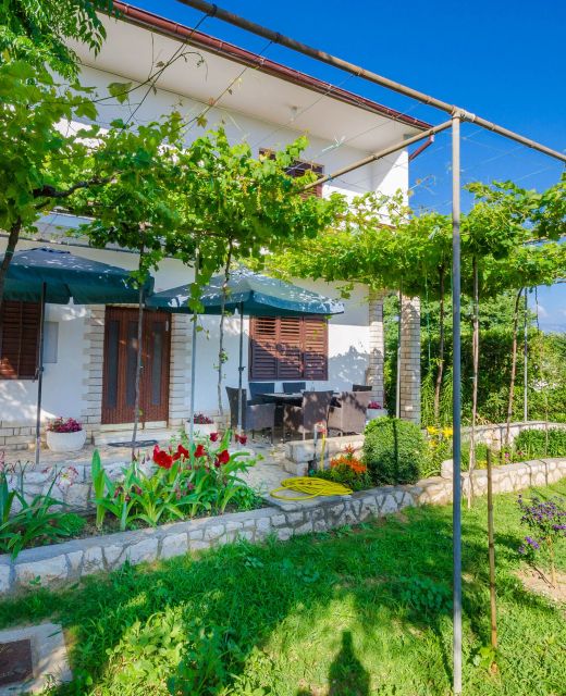 Apartments Marija i Lino Lopar