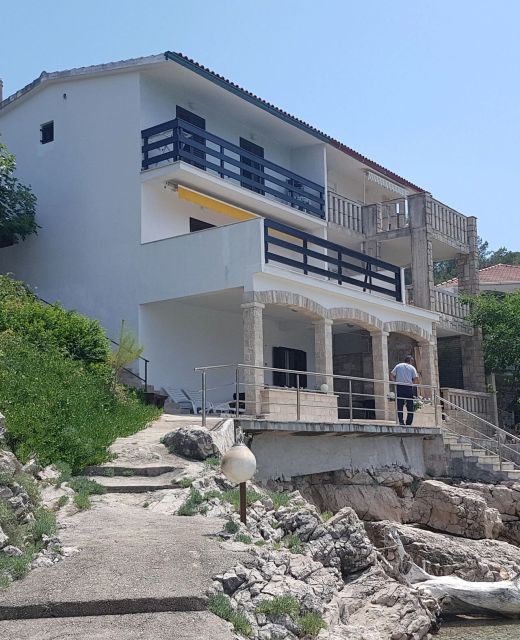 Apartments Teo i Ivana Bogomolje