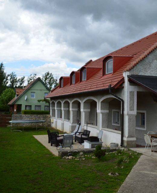 Pécsely House Apartman Pécsely