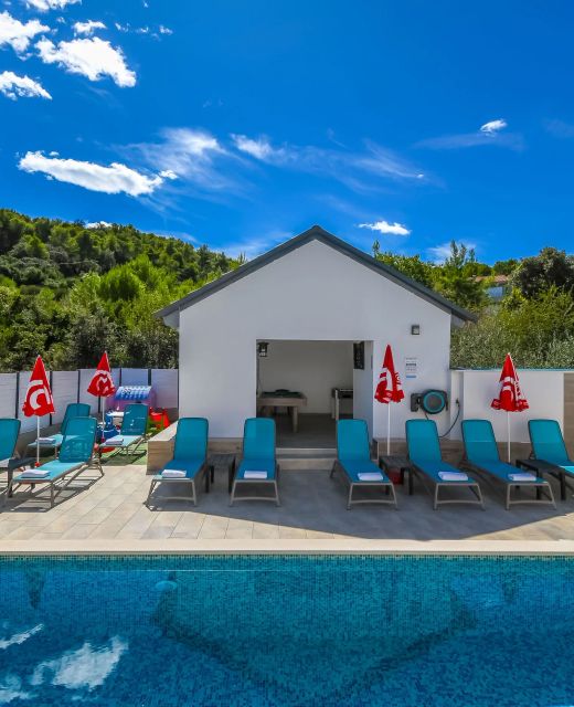 Apartments Villa Niko Arbanija
