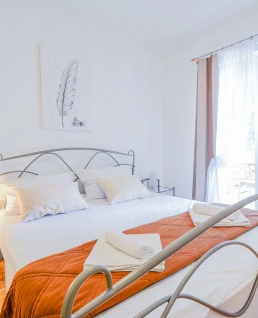 Apartments With Parking Space Zadar - 15945