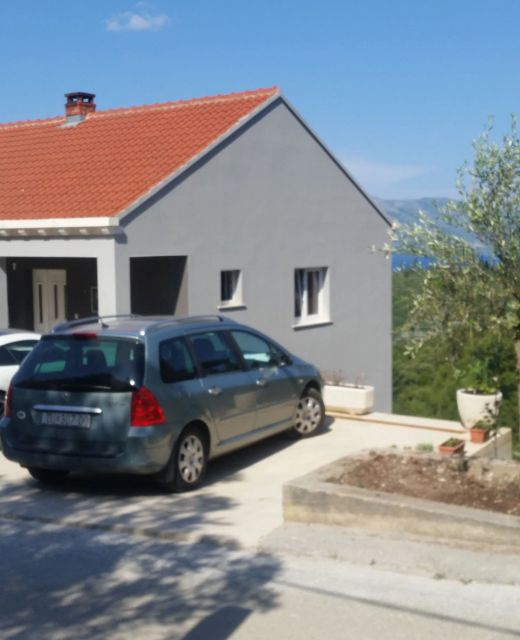 Apartments With Parking Space Žrnovo, Korčula - 16045 Žrnovo