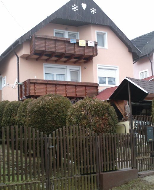Petra Apartman Alsópáhok