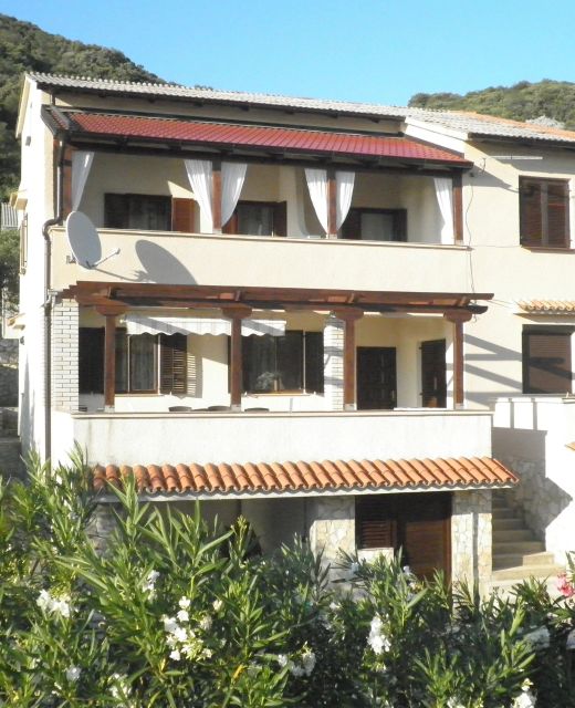 Apartments With Parking Space Supetarska Draga - Donja, Rab - 15423 Supetarska Draga - Donja
