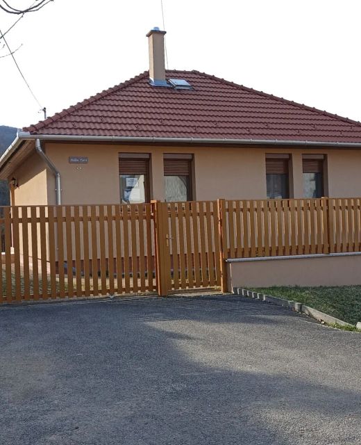 Dapsy Apartmanház Jósvafő