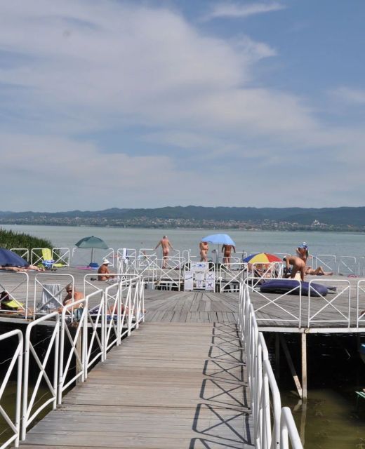 NaturExpert Mobilházak FKK Berény Naturista Kemping Balatonberény