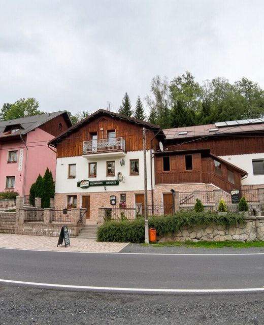 Penzion - Restaurace Kozabar Luby