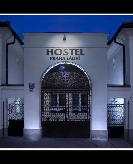 Hostel Praha Ládví