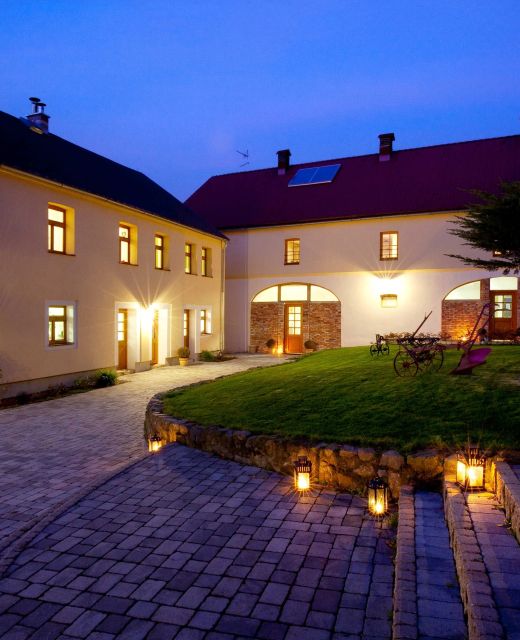 Dvůr Stráň Sadov