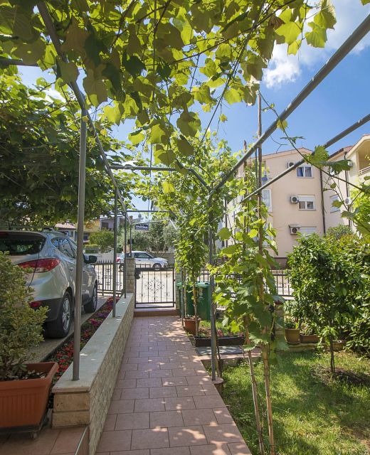 Apartments Edo Stinjan