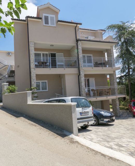 Apartments Sanja Primosten