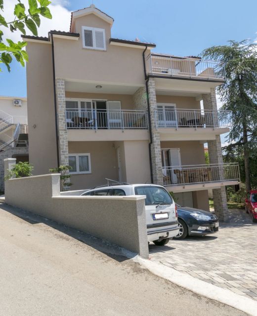 Apartments Sanja Primosten