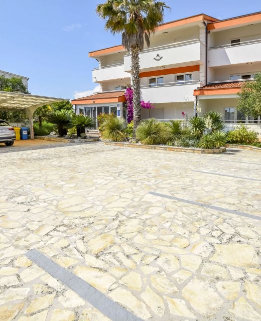 Apartments Aurel Rogoznica