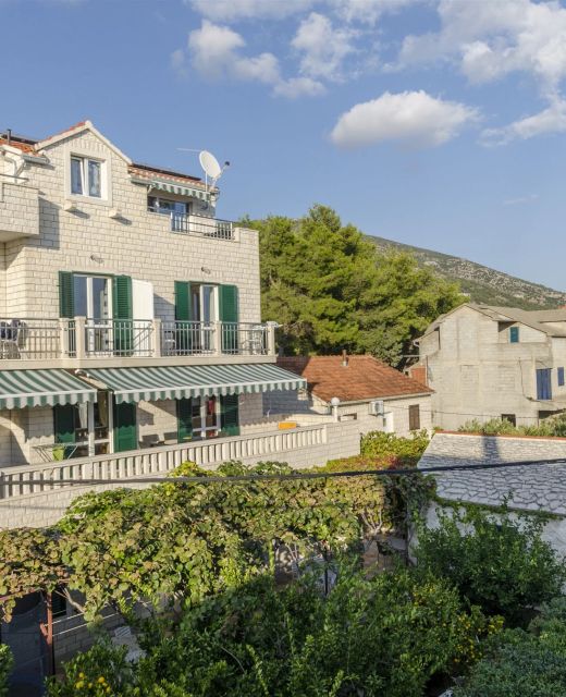 Apartments and Room Villa Niko Bol