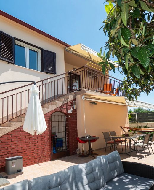 Apartments Hrvatić Rogoznica