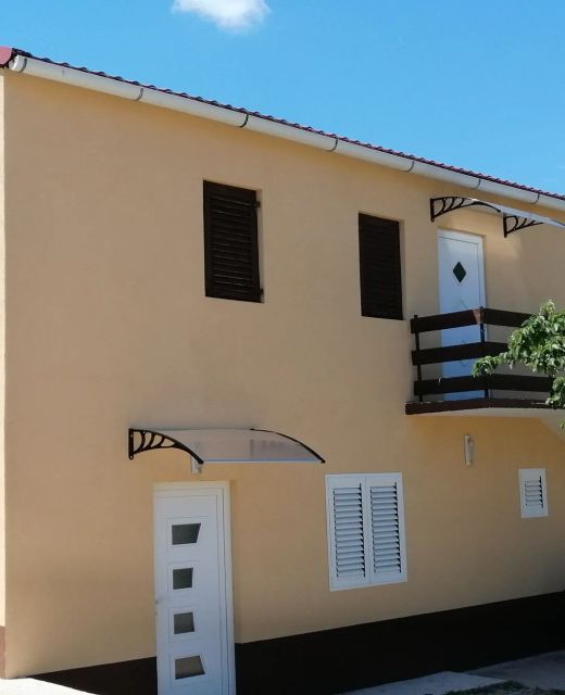 Apartment Milan Vrboska