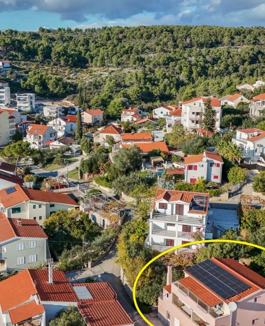 Apartments Gudelj Okrug Gornji