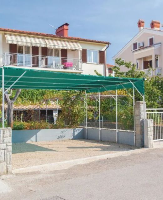 Apartments Nikola Punat