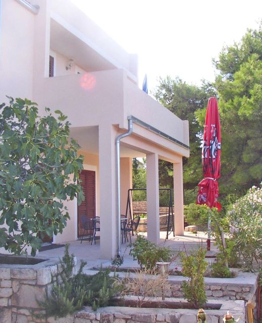 Apartments Rina Primosten