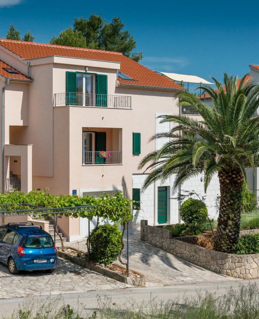 Apartments Šerić Vrboska