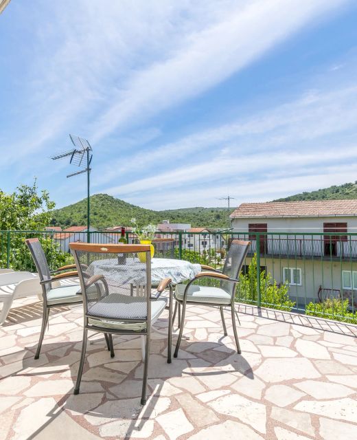 House Sunčani dvori Rogoznica