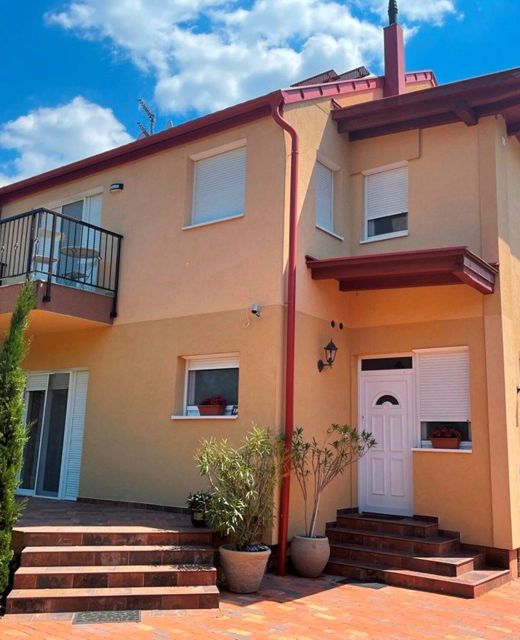 Csokonai Jobb Nagy Apartman Zamárdi