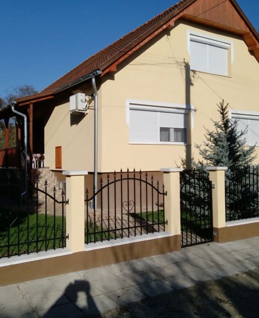 Mariann Vendégház Balatonakarattya