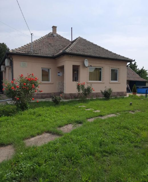 Poroszlói Apartman Poroszló