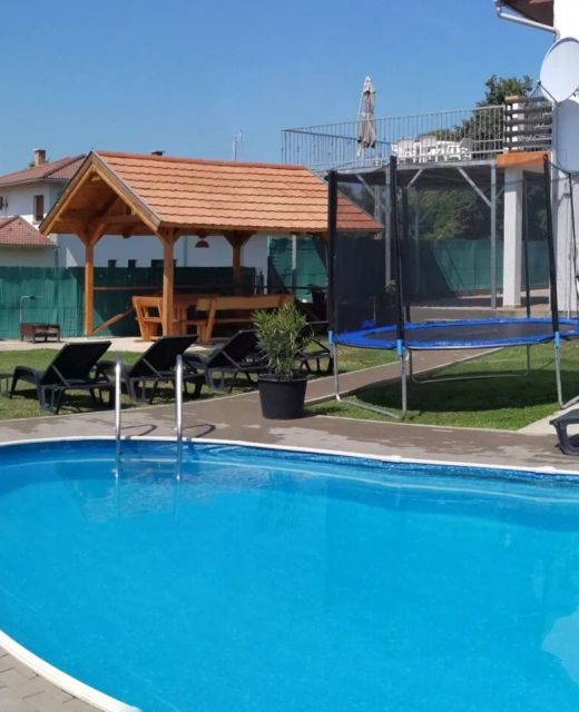 Beáta Apartman Balatonboglár