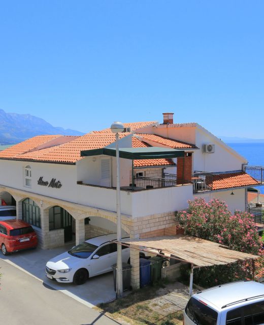 Apartments With Parking Space Pisak, Omiš - 16239 Pisak