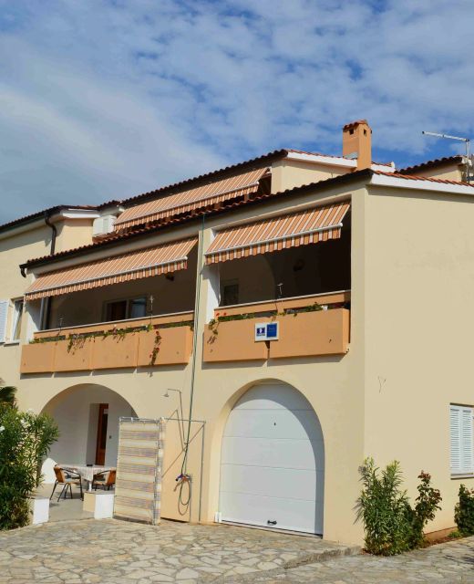 Apartments With Parking Space Punat, Krk - 16307 Punat