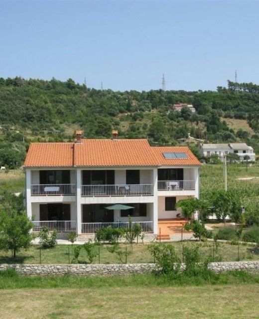 Apartments With Parking Space Palit, Rab - 16356 Palit