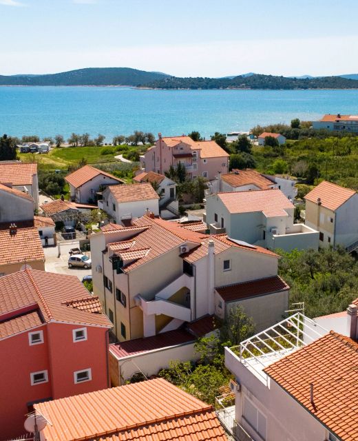 Apartments With Parking Space Vodice - 16543